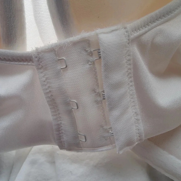 Bali Lace Desire Natural Lift Bra NWT 😍 - Picture 10 of 14